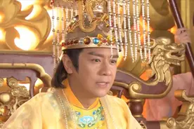 薛仁贵和薛平贵两人是什么关系？为什么他们的名字如此相似？视频封面