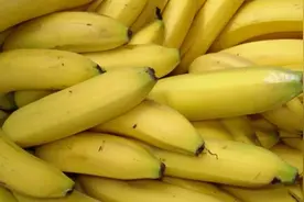 挑选香蕉有秘诀，分享3个干货知识点，保证香蕉香甜可口，先收藏视频封面