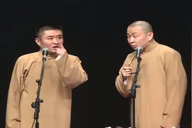 苗阜王声相声：声父跟日本人学吃童子尿煮鸡蛋，王声：我喝口汤吧视频封面