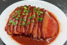 河南年夜饭之腐乳肉扣碗，肥而不腻，入口即化，这才是过年的味道视频封面