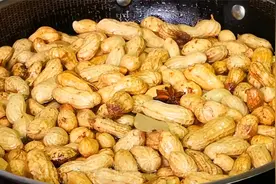 煮花生时，不用直接上锅煮，多加这一步，煮出花生软糯入味还好吃视频封面
