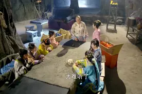 鹿鼎记：3个孩子7个妈，韦小宝大字不识，给孩子取名倒有个好招视频封面