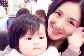 张杰谢娜女儿正面照首次曝光，一岁的跳跳俏俏肉脸超萌像爸爸！视频封面