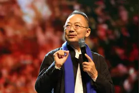 眼冒金星，到底是哪有问题？医生提醒：2种情况要注意视频封面