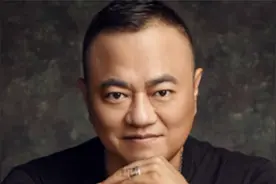 在东北称王称霸，张家豪被谁当街绑走？赵本山登门求情才保住小命视频封面