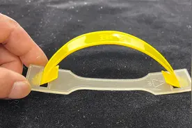 牛奶箱的塑料提手不要扔，改造一下放在厨房和卫生间，实用又省钱视频封面