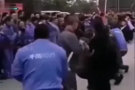 搞笑视频：一会儿听我的哦，意思意思转一下得了。好，行行好松啊
