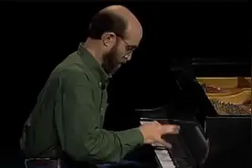世界最治愈钢琴曲《卡农》，感动无数人的旋律……视频封面
