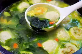 煮海带汤加开水还是冷水？清爽可口，鲜香入味，学会做给家人喝！视频封面