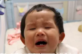 宝宝从小不喜欢爸爸，这三个原因你要注意了视频封面