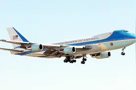 美国新空军一号2021年交付，那么历届总统的空军一号都哪去了？视频封面