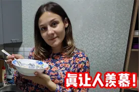 媳妇怀孕6个月，下班回家去超市买水果做沙拉，这媳妇真让人羡慕视频封面