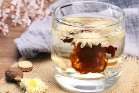 慢性咽炎久治不愈，胖大海加“它”专管嗓子，清咽利喉，顿时舒服视频封面