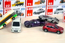 儿童合金玩具车：面包车、巴士、跑车，多美卡小汽车模型开箱试玩