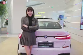 他们都说2系四门轿跑后排空间不行？