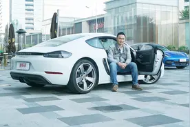 新车评年度推荐车之100万元以内跑车——保时捷718视频封面