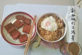 450期：新加坡打工晚餐，五花肉下方便面，孜然午餐肉，美味
