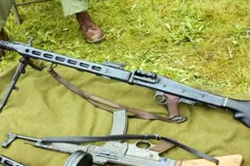 军事模型，二战经典武器MG42，详情解说视频封面