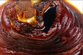 酱卤肘子最酱香做法！酱香浓郁，肥而不腻，形体不散，粑糯软烂