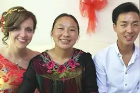 2015年，四川农村小伙杨滩娶了一个英国女歌手，后来怎么样了？视频封面