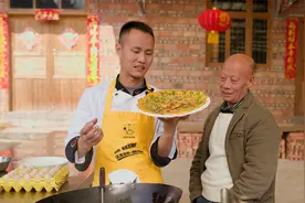 厨师长分享：“香葱青椒煎蛋饼”，香脆不粘锅，满满都是小技巧