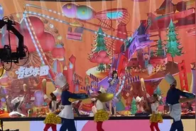 2021湖南卫视春晚 | 黄龄改编《达拉崩吧》，太绝了！视频封面