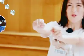 谢娜神神模仿各种表情，老公们乐翻了，小春哥完全控制不住视频封面