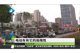 路上的摩托车增多，能在市区行驶吗？郑州交警回应：不可以视频封面