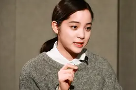 欧阳娜娜诉说成长中的家国记忆 回祖籍江西看家谱时超感动！视频封面