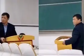 高校老师上课自带活动讲台：搬着全场随机移动，无人课上睡觉！视频封面