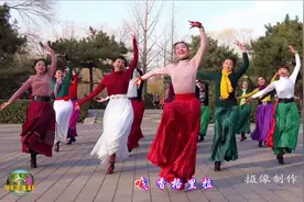 玲珑广场舞《香格里拉》，第一次看小红老师领舞，真好看！视频封面