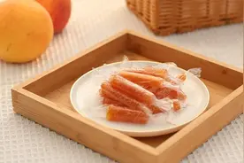 教你一个黄桃不错的吃法，酸甜适宜有嚼劲，开胃解腻视频封面