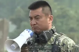 特种兵：唐笑笑都说不干了，教官一脚踩下去视频封面