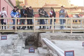 北京故宫下面隐藏着宫殿？发掘出了重要物证，考古发掘现场已开放视频封面