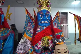 福建 这个村子神像这么多 #文化遗产#游神#庙会#郑建国#拍摄现场视频封面