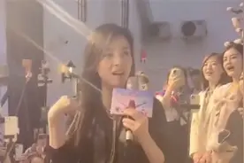 张庭素颜现身大变样！暴瘦脱相颧骨突出，头发花白苍老憔悴视频封面
