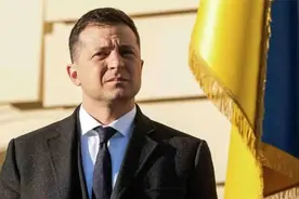 乌克兰要征召大学生当兵？泽连斯基俄语喊话，劝俄军放下武器投降视频封面