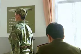士兵突击：袁朗透露老A选拔，主动招揽许三多，兵王选拔开始视频封面