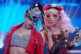 蒙面舞王：周洁琼性感热舞，简直美到冒泡，绝对的实力舞者！视频封面