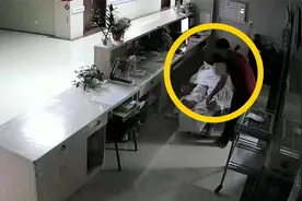 行拘！安徽一男子医院陪护家人，半夜竟对值班护士伸“咸猪手”视频封面