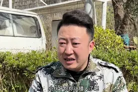 小伙陪女友买菜，却遇到自己父亲摆摊，女友转身离去结局意外视频封面