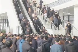中国第二富裕强省江苏，迟到10年淮安高铁开通首日，实拍爆棚现场视频封面