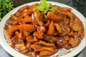 10元3斤的肉，客家人独爱一个黄焖做法，香糯好吃，用汁拌饭吃3碗视频封面