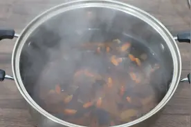 5味中药煮茶8分钟，每天喝，生血补血，活血养血，气血不再缺！视频封面