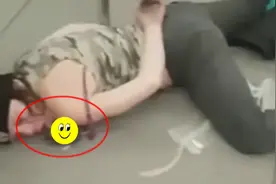 太辣眼了！美国一女子喝醉倒地不醒，1只老鼠在其嘴边觅食视频封面