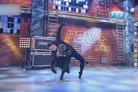 中国好舞蹈：草原王子霸气来袭，演绎传统蒙古舞蹈，太美了！视频封面