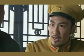 医生是隐藏的高手，药柜里全是武器，闲来无事就去灭了日军总部！视频封面