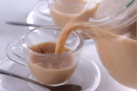 奶茶不用买，手把手教你在家自己做，比买的更好喝更健康