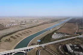 来到丹江口水库，看看南水北调中线渠首，水从这里直达北京！视频封面