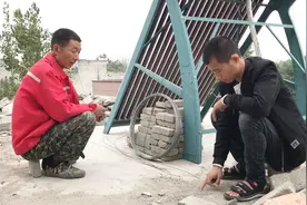 农村小伙家新房已盖好，父子俩算一下主体花费，算下来可不少视频封面